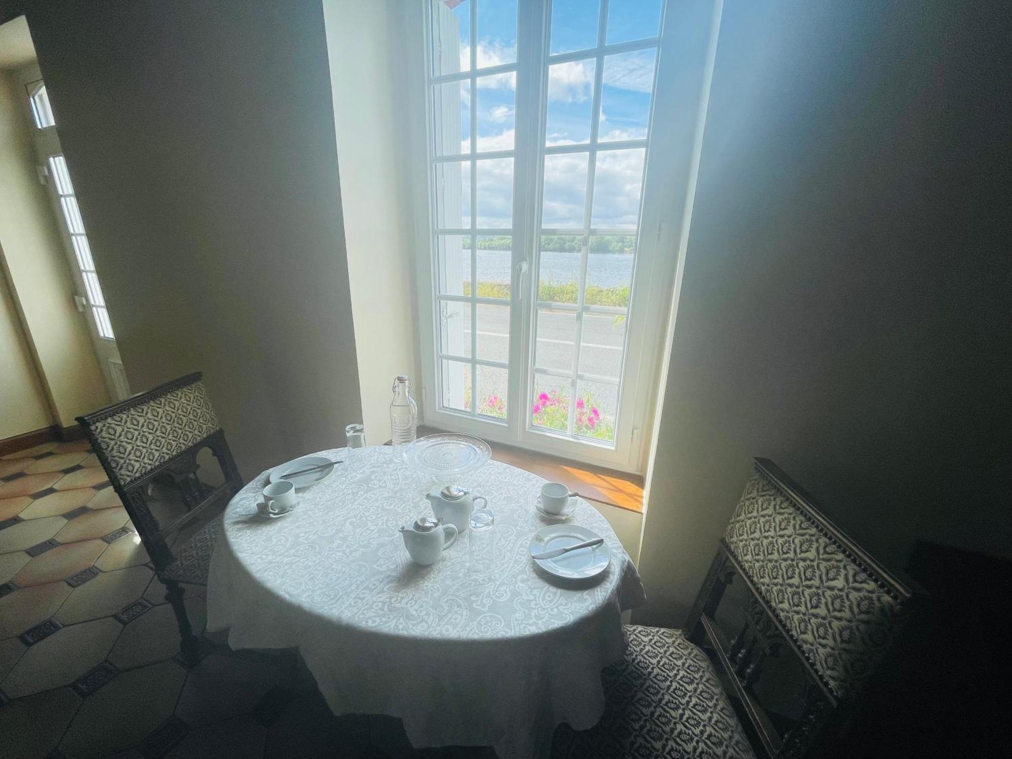Domaine Jeanne De Laval Villa La Bohalle Rum bild